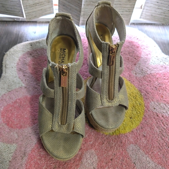 MICHAEL Michael Kors Damita Linen Wedge - US Women's 7 - Picture 3 of 9